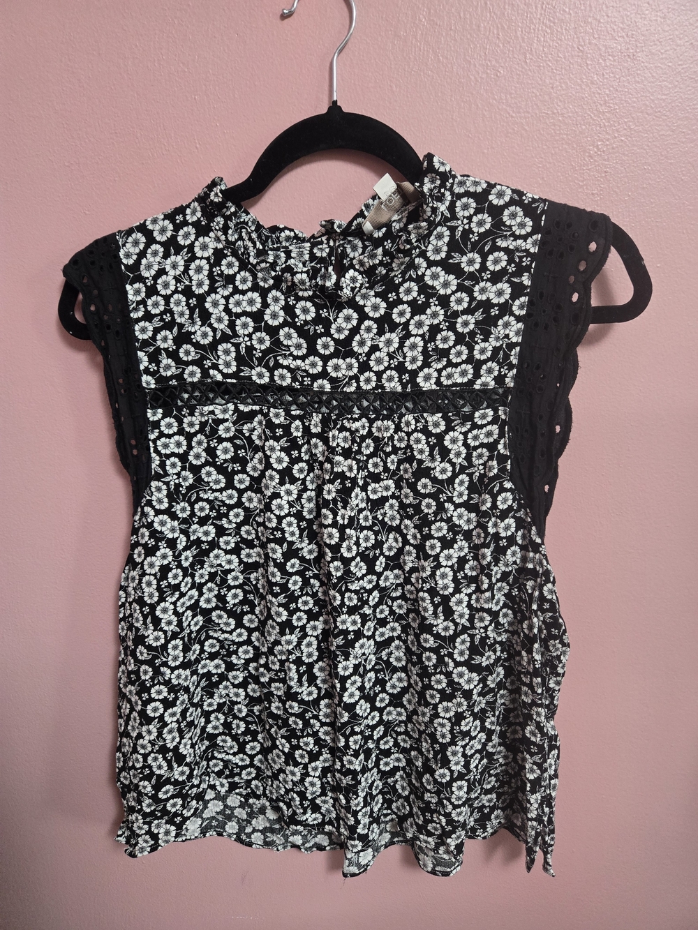 LOFT Black and White Floral Lace-Trim Sleeveless Blouse